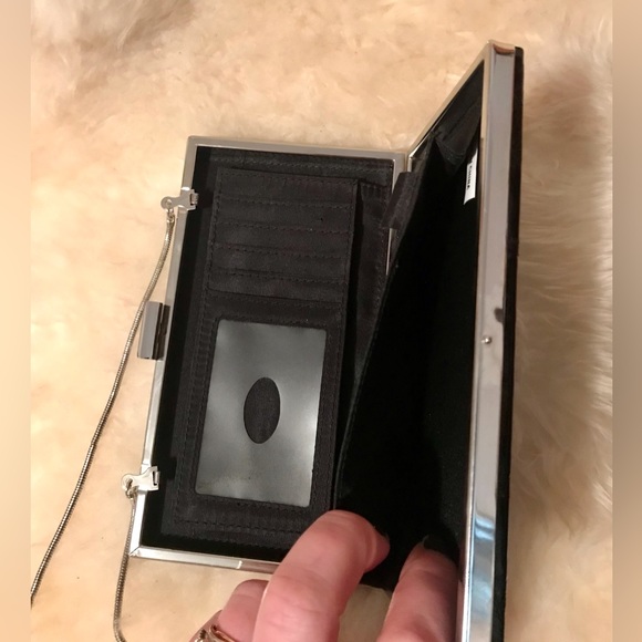 Miche Black Textured Hard Case w/ Removable Silver Chain Snap Close Wallet Purse - Picture 6 of 11